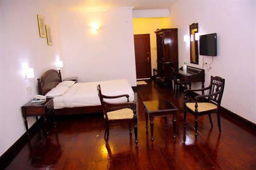 Oak Field Resort Munnar Exterior photo